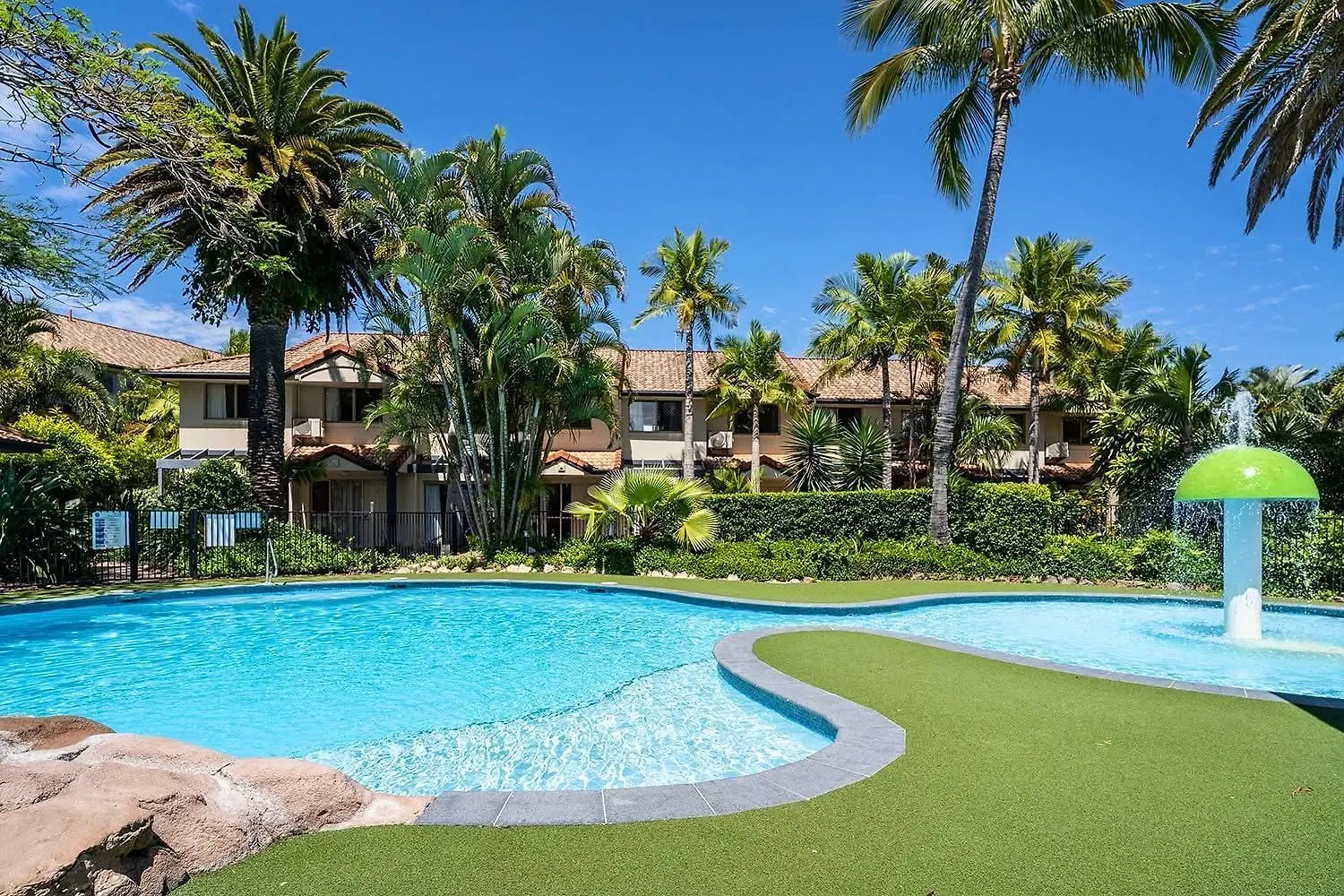 Luxe Escape & Family Attractions Apartment Gold Coast 0*,